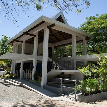 Karancho Beach House Мактан Экстерьер фото
