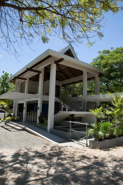 Karancho Beach House Мактан Экстерьер фото